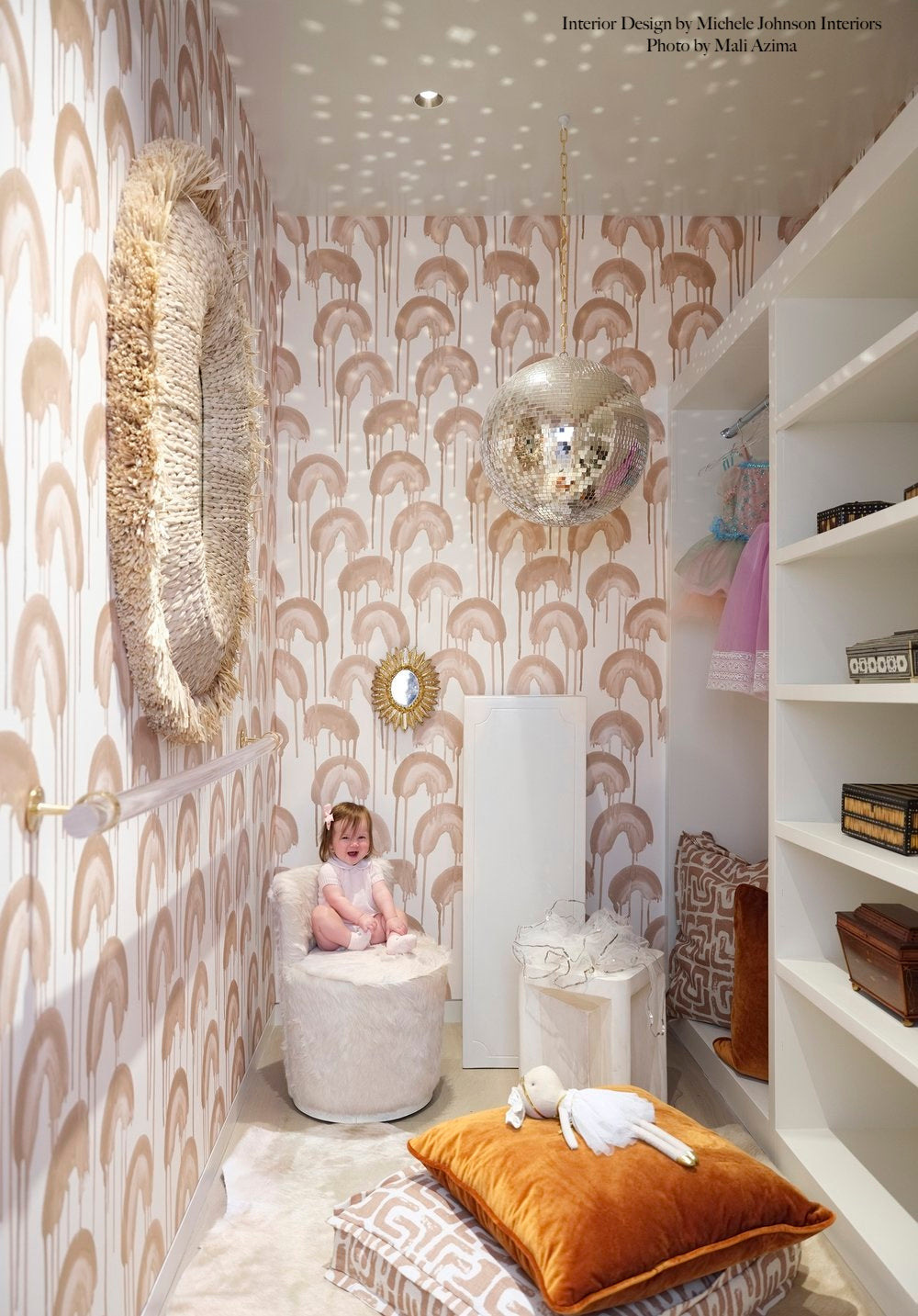 Lavish Lou Wallcovering
